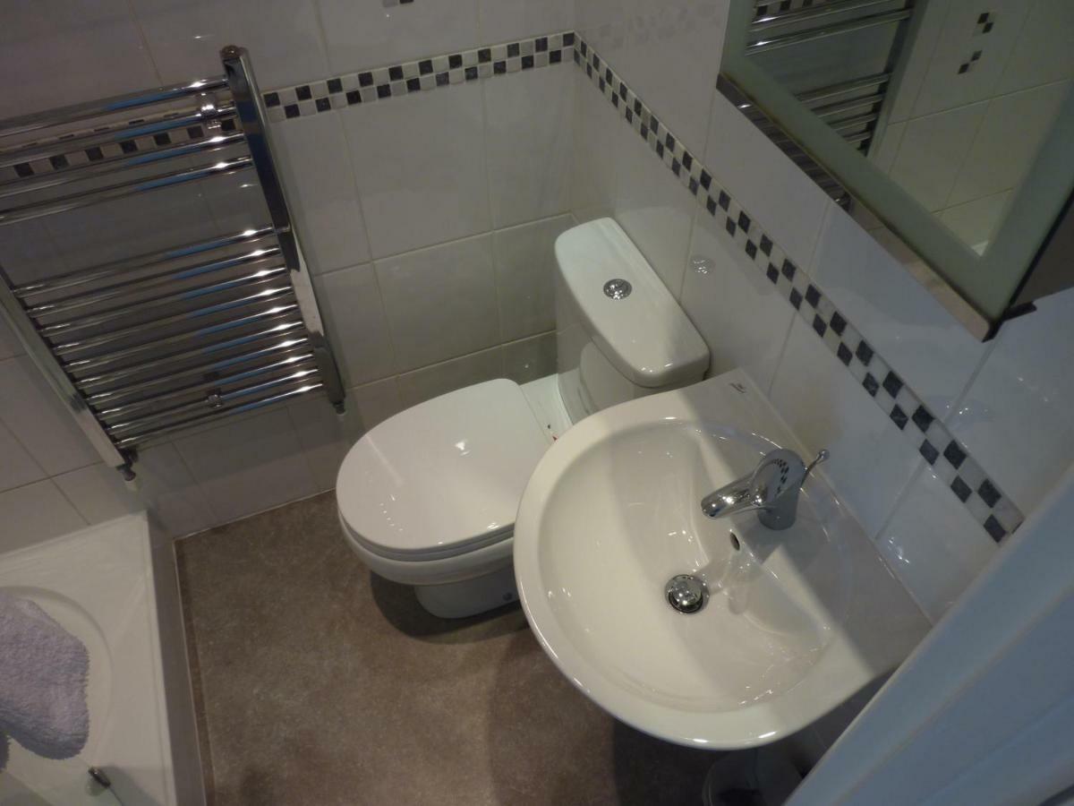 Almondsbury Luxury Apartment Екстер'єр фото