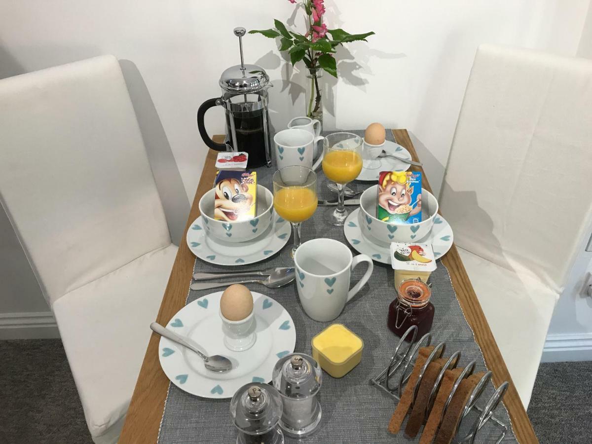 Almondsbury Luxury Apartment Екстер'єр фото